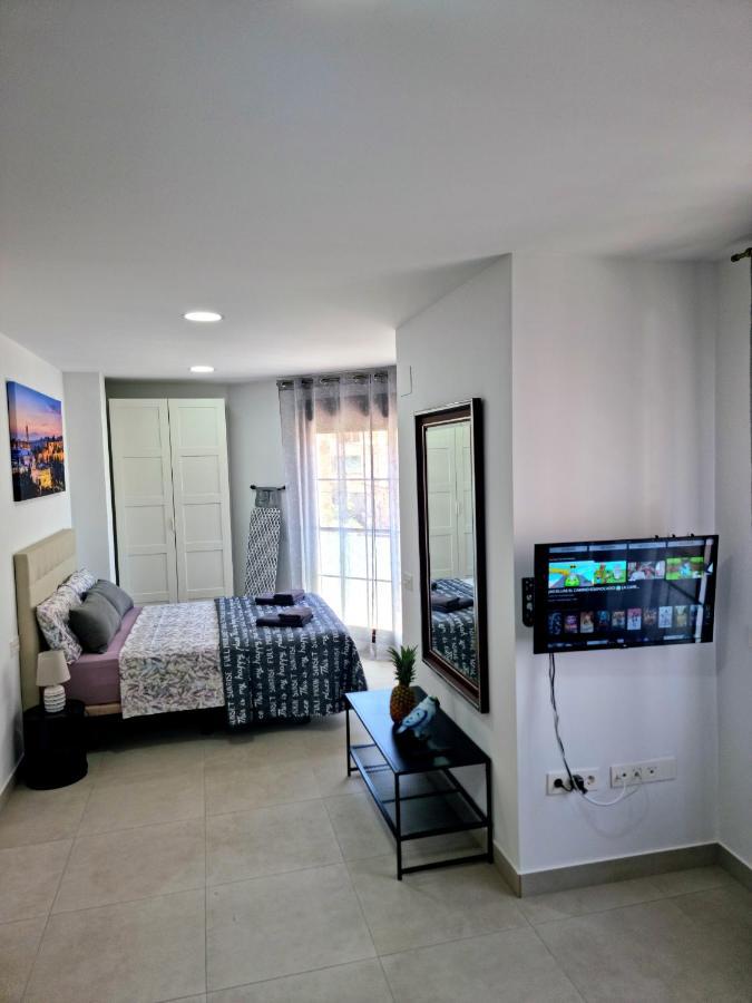 Apartamentos Elemar Free Luggage Storage Malaga Zewnętrze zdjęcie