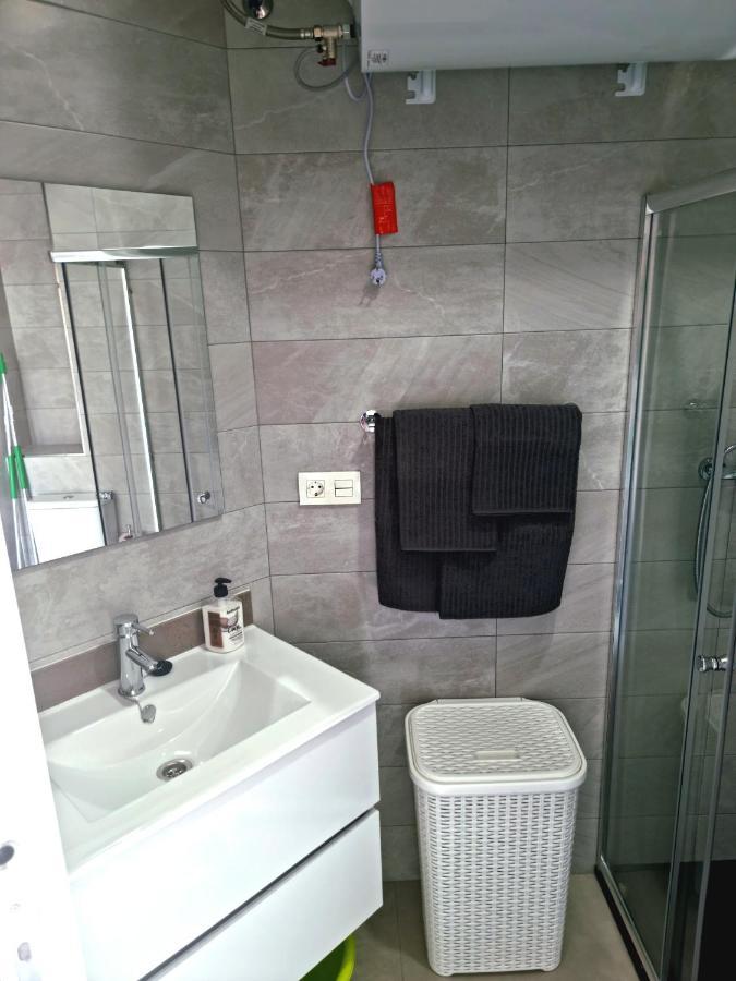 Apartamentos Elemar Free Luggage Storage Malaga Zewnętrze zdjęcie