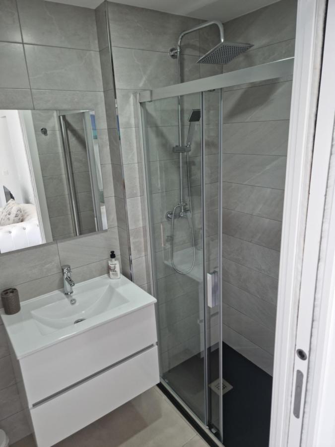 Apartamentos Elemar Free Luggage Storage Malaga Zewnętrze zdjęcie